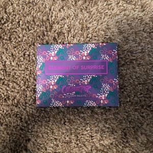 Colourpop eyeshadow palette